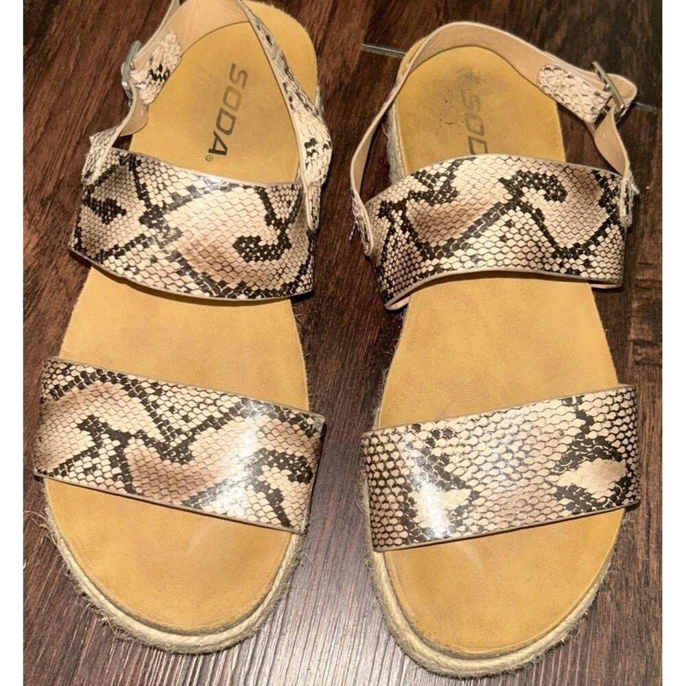 Womens soda sandals 8 Faux Snake Skin Look.